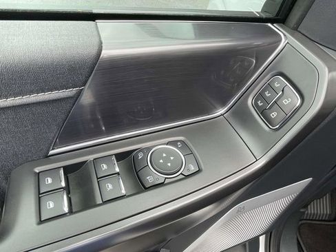 Used 2025 Ford F150 Lariat w/ Equipment Group 502A High image 19