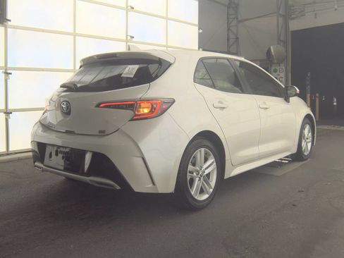 Used 2019 Toyota Corolla SE FWD image 3