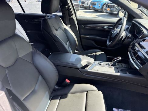 Used 2023 Cadillac CT5 Sport RWD image 27
