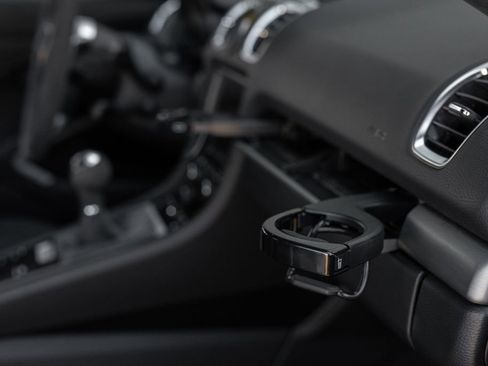 Used 2016 Porsche Cayman GT4 image 38