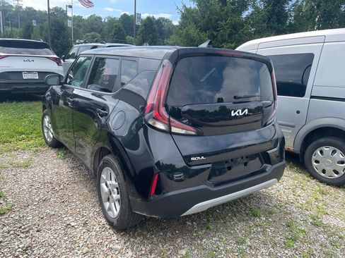 Certified 2024 Kia Soul LX w/ Option Group 015 FWD image 6