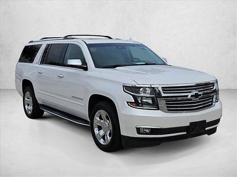 Used 2016 Chevrolet Suburban LTZ image 3