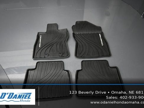 Used 2024 Subaru Crosstrek 2.5i Limited w/ Crosstrek Mirror Package AWD/4WD image 37