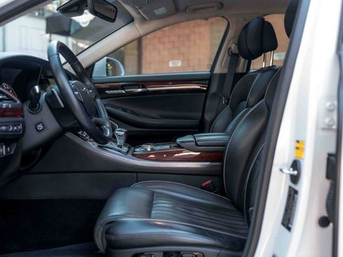 Used 2017 Genesis G90 5.0 Ultimate image 40