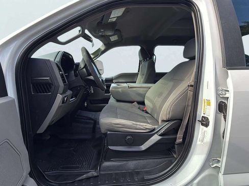 Used 2018 Ford F250 XL w/ Power Equipment Group AWD/4WD image 17