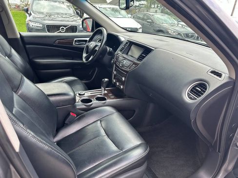 Used 2015 Nissan Pathfinder SL w/ Cargo Package AWD/4WD image 18