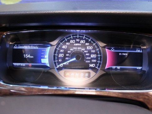 Used 2019 Ford Taurus Limited image 23