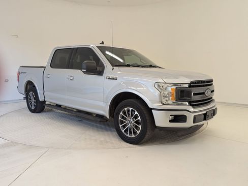 Used 2019 Ford F150 XLT w/ Equipment Group 302A Luxury image 6