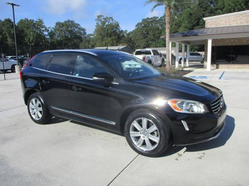 Used 2017 Volvo XC60 T5 Inscription w/ Preferred Option Package AWD/4WD image 3