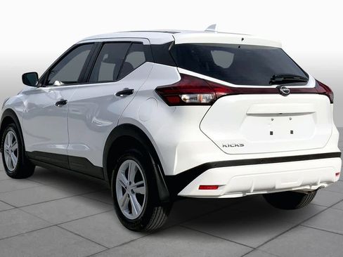 Used 2025 Nissan Kicks Play S image 12