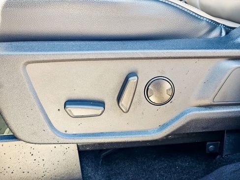 Used 2024 Ford Bronco Wildtrak image 13