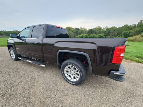 Used 2018 GMC Sierra 1500 SLE w/ SLE Value Package AWD/4WD image 8