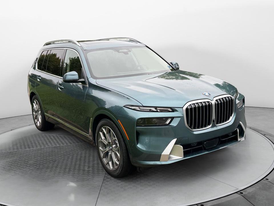 New 2027 BMW X7 xDrive40i AWD/4WD image 1