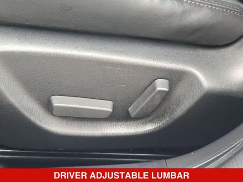 Used 2017 MAZDA MAZDA3 Touring FWD image 16