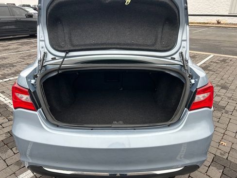Used 2014 Chrysler 200 Touring image 21