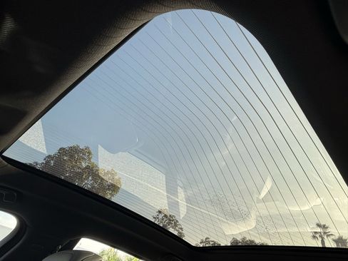 Used 2025 BMW i7 eDrive50 w/ M Sport Package image 23