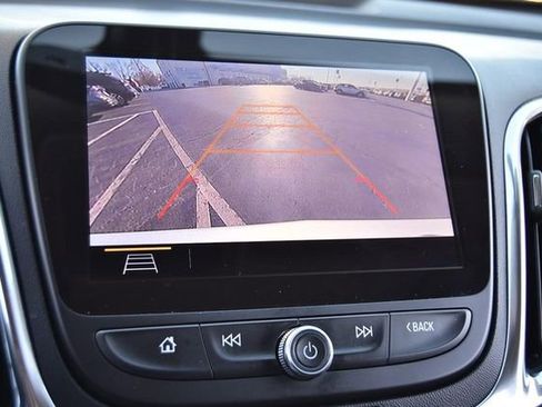 Used 2019 Chevrolet Equinox Premier image 13