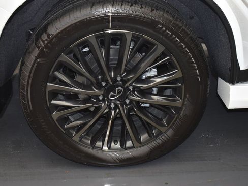 New 2026 INFINITI QX80 Autograph image 5