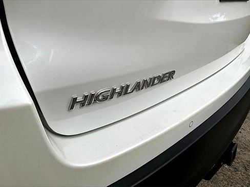 Used 2019 Toyota Highlander Limited Platinum image 34