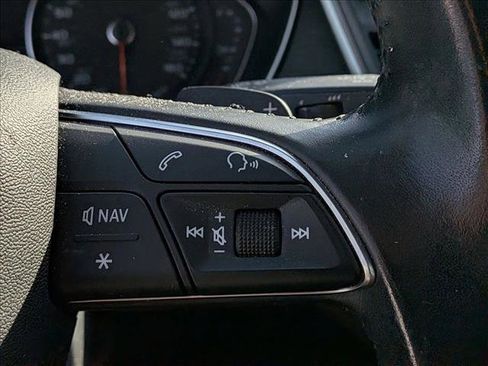 Used 2020 Audi Q5 2.0T Premium w/ Convenience Package image 13