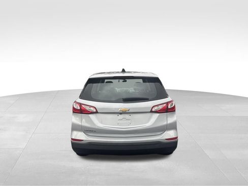 Used 2019 Chevrolet Equinox LS FWD image 6