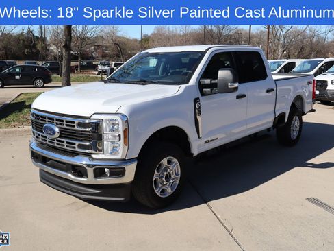 Used 2025 Ford F250 XLT image 10