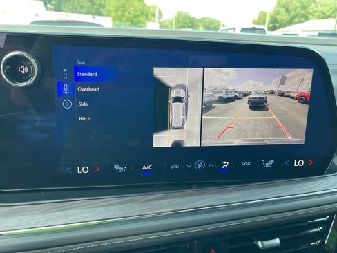 Used 2025 Chevrolet Tahoe LT AWD/4WD image 22