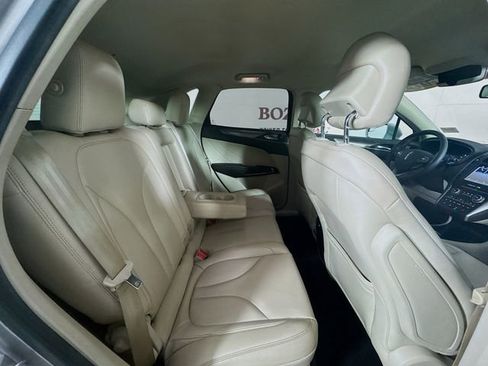 Used 2017 Lincoln MKC Premiere image 31