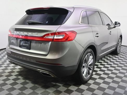 Used 2016 Lincoln MKX Reserve w/ Driver Assistance Package AWD/4WD image 6