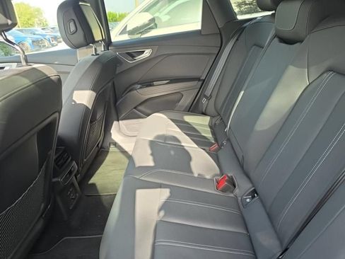 Used 2023 Audi Q4 e-tron Premium Plus w/ Premium Plus RWD image 11