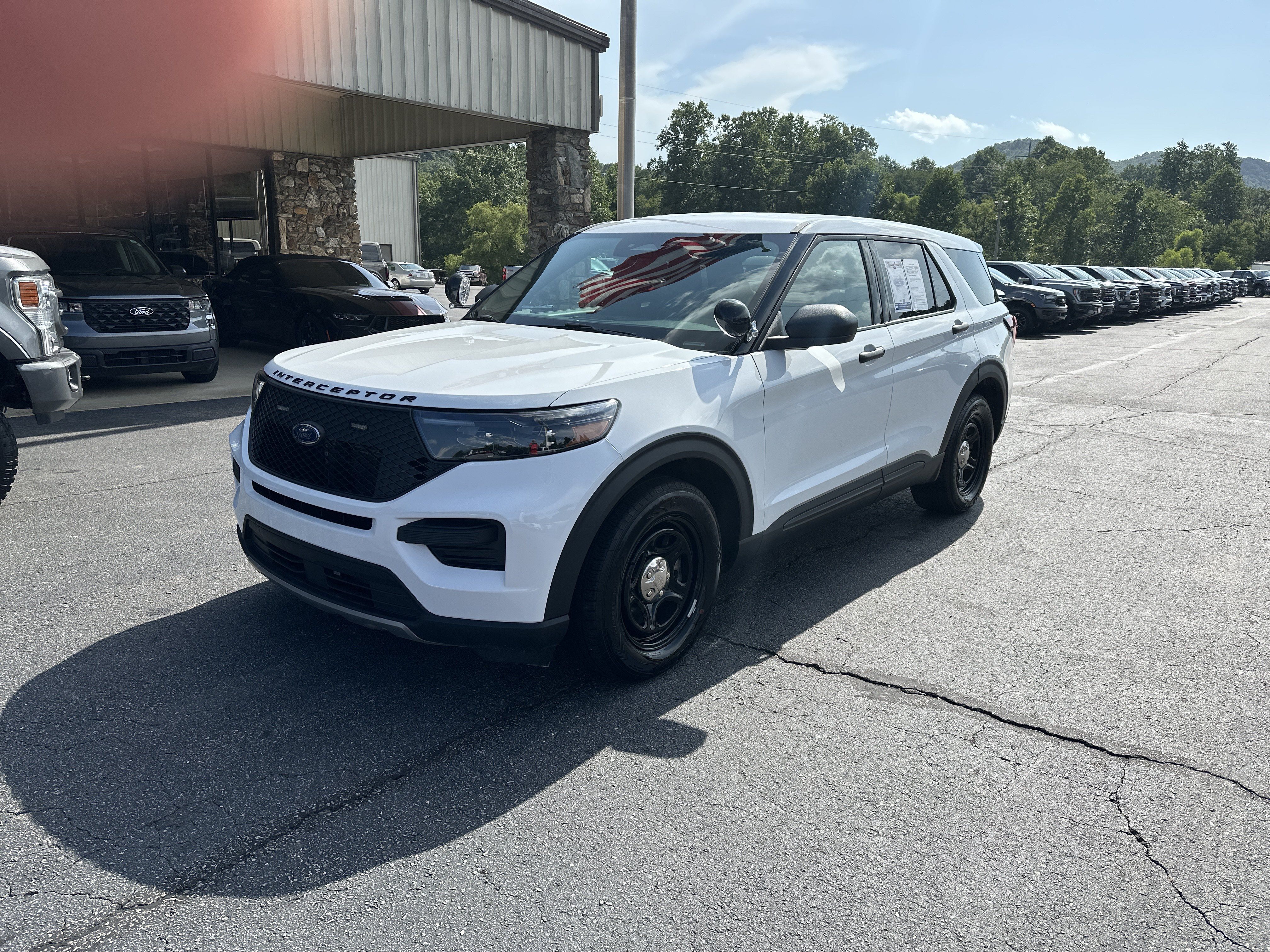 Used 2026 Ford Explorer 4WD Police Interceptor w/ Ready For The Road Package image 2