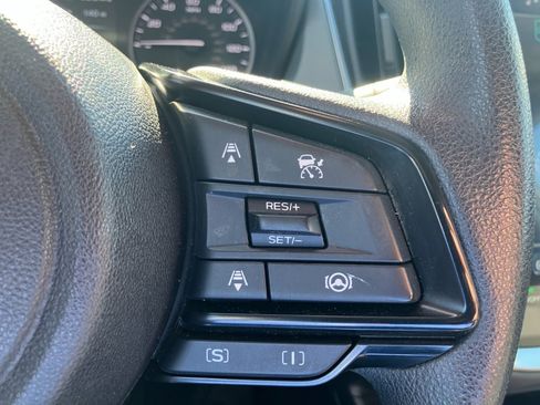 Used 2025 Subaru Crosstrek 2.0i Premium AWD/4WD image 23