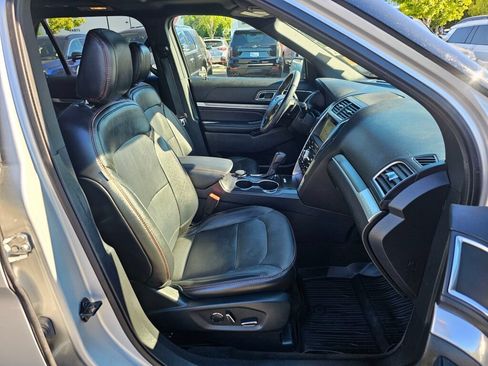 Used 2018 Ford Explorer Sport w/ Equipment Group 401A AWD/4WD image 32