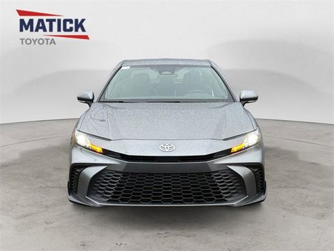 New 2026 Toyota Camry SE image 2