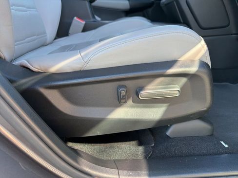 Used 2017 Honda CR-V EX-L image 34