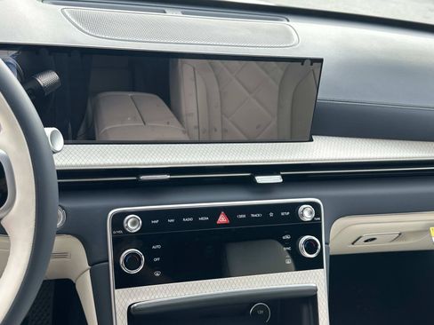 New 2026 Genesis GV80 3.5T Prestige AWD/4WD image 10