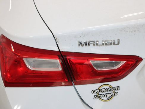 Used 2019 Chevrolet Malibu LS w/ Driver Confidence Package II FWD image 14