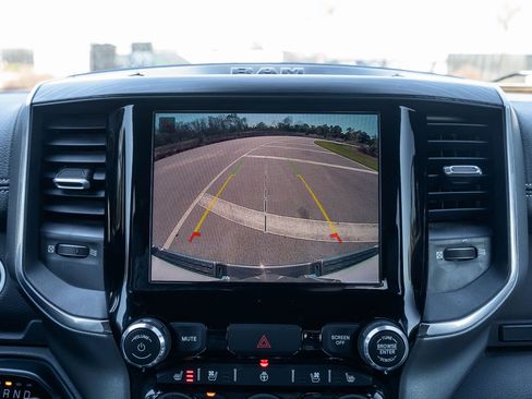 Used 2024 RAM 1500 Laramie image 30