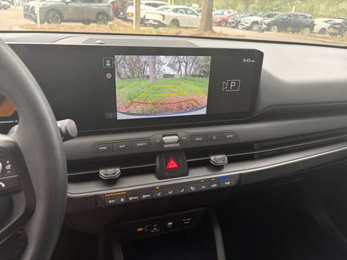 Used 2025 Kia K4 FWD image 17