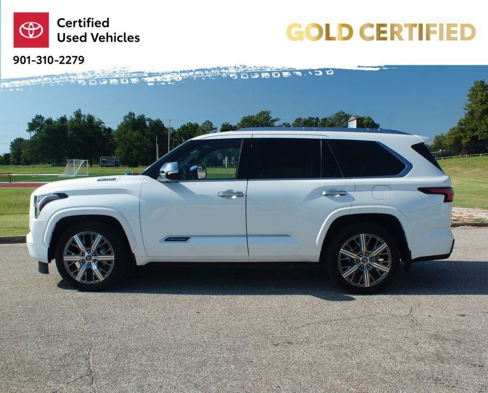 Used 2023 Toyota Sequoia Capstone AWD/4WD image 13