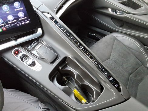 Certified 2022 Chevrolet Corvette Stingray w/ Z51 Performance Package image 36