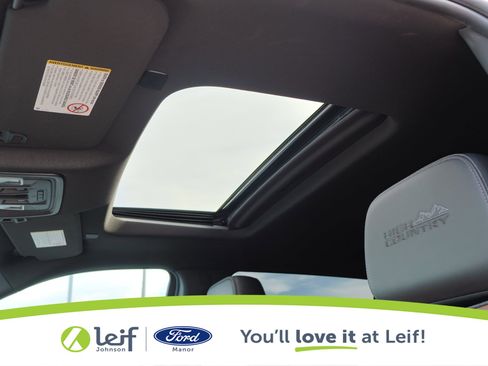 Used 2023 Chevrolet Silverado 2500 High Country w/ Safety Package II image 14