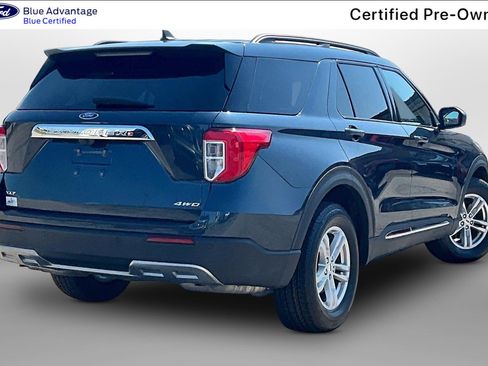 Used 2023 Ford Explorer XLT w/ Equipment Group 202A AWD/4WD image 11