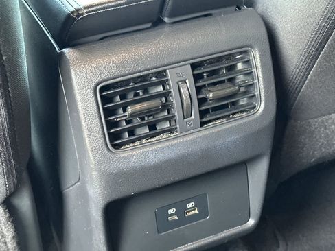 Used 2023 Nissan Rogue SV AWD/4WD image 14