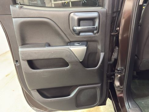 Used 2018 Chevrolet Silverado 1500 LT w/ All Star Edition image 27