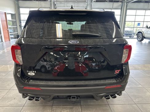 Used 2024 Ford Explorer ST w/ Equipment Group 401A image 13