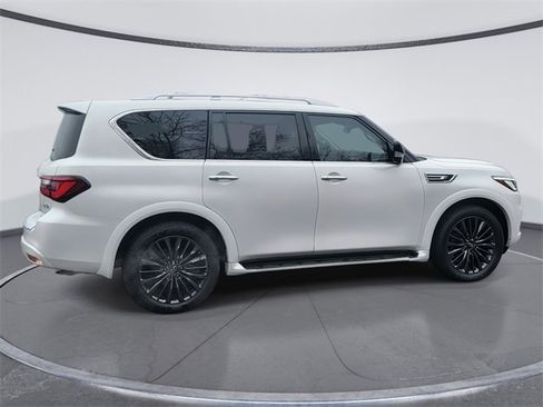 Used 2022 INFINITI QX80 Premium Select w/ Cargo Package image 3