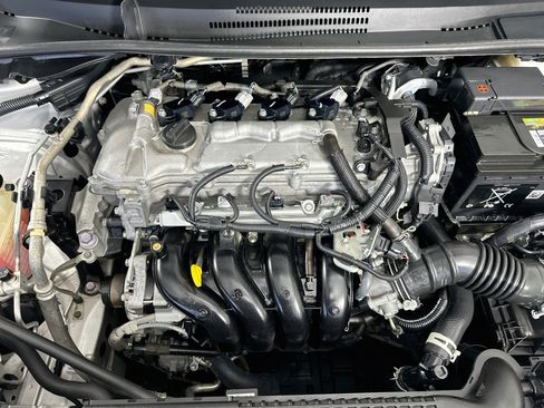 Used 2022 Toyota Corolla LE FWD image 32