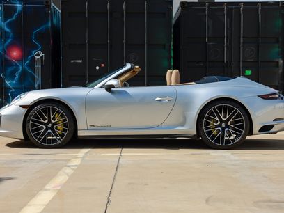 Used 2017 Porsche 911 Carrera 4
