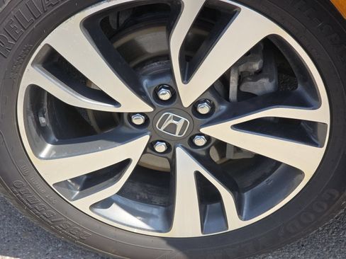 Used 2024 Honda Odyssey Touring image 12